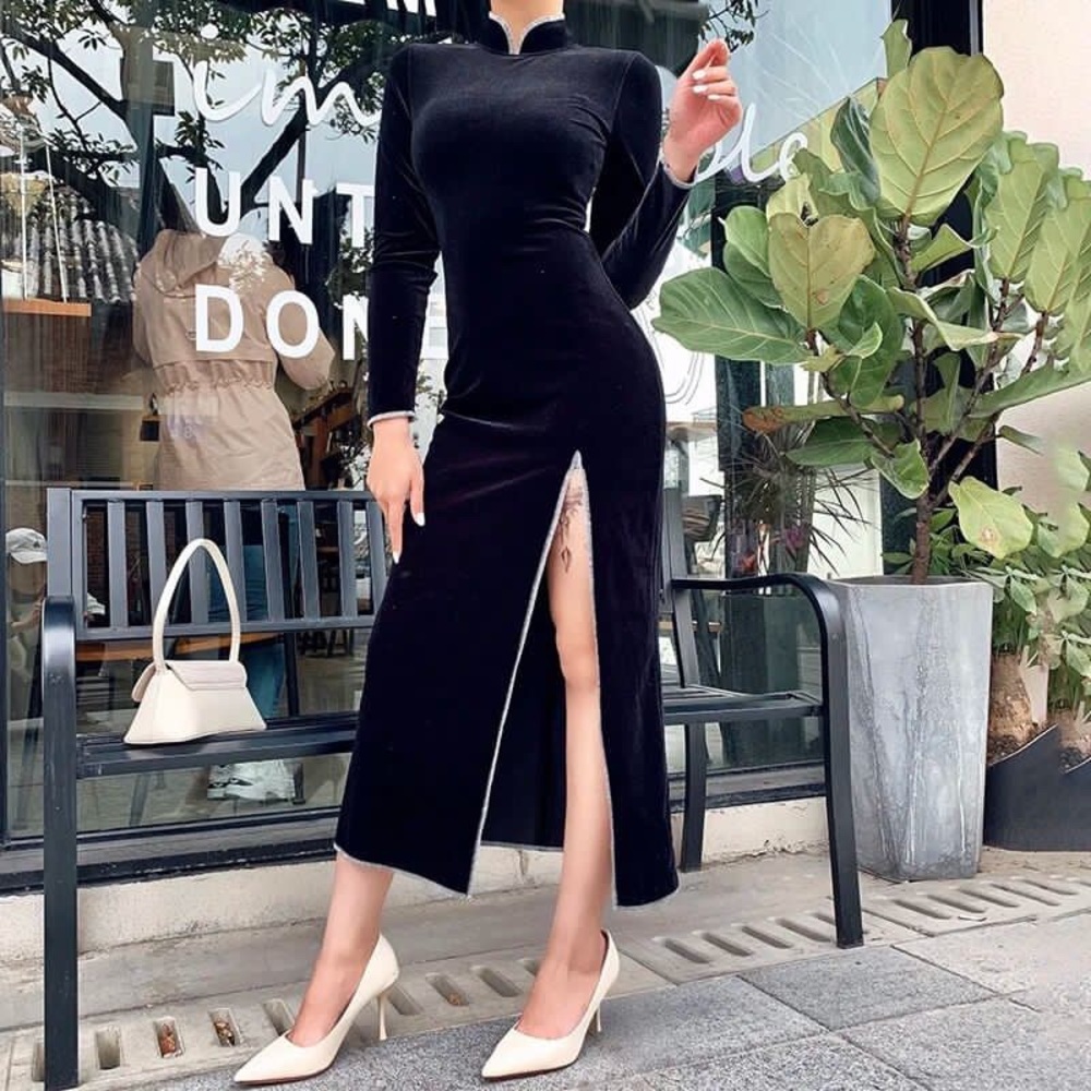 NEW GOTH HIRAJUKU BLACK VELVET MAXI DRESS - Picture 5 of 11